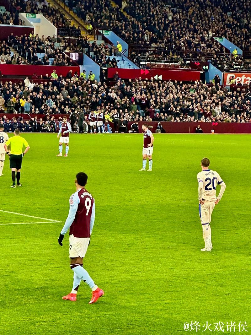 维拉距离111年前创纪录的11连胜仅差2场，将迎战曼联与切尔西